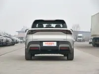Вид ззаду